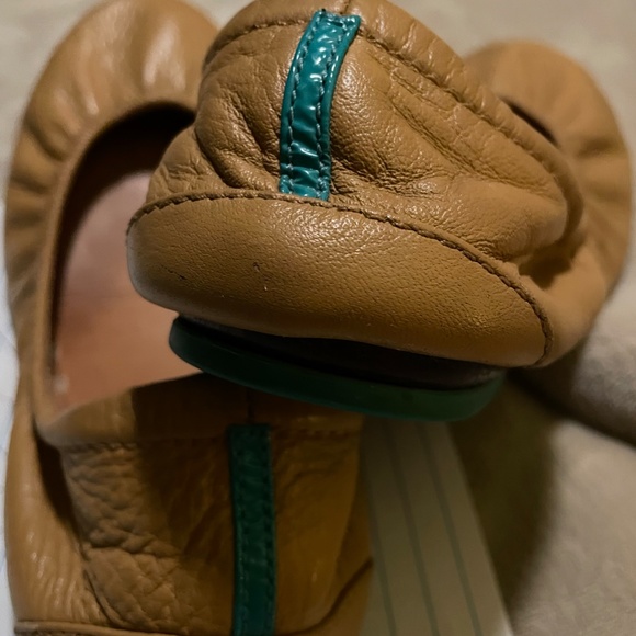 Tieks Camel Size 9 - Picture 2 of 7